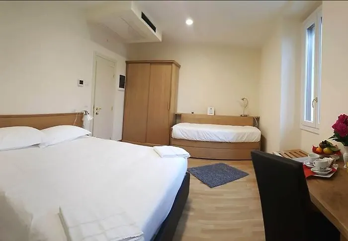 Hotel Trieste 3*