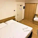 崔斯坦酒店 莫尔贝尼奥