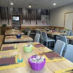 崔斯坦酒店 3* 莫尔贝尼奥