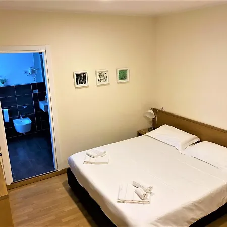 فندق Trieste 3*