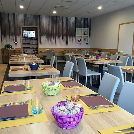 Trieste 3* 모르베뇨